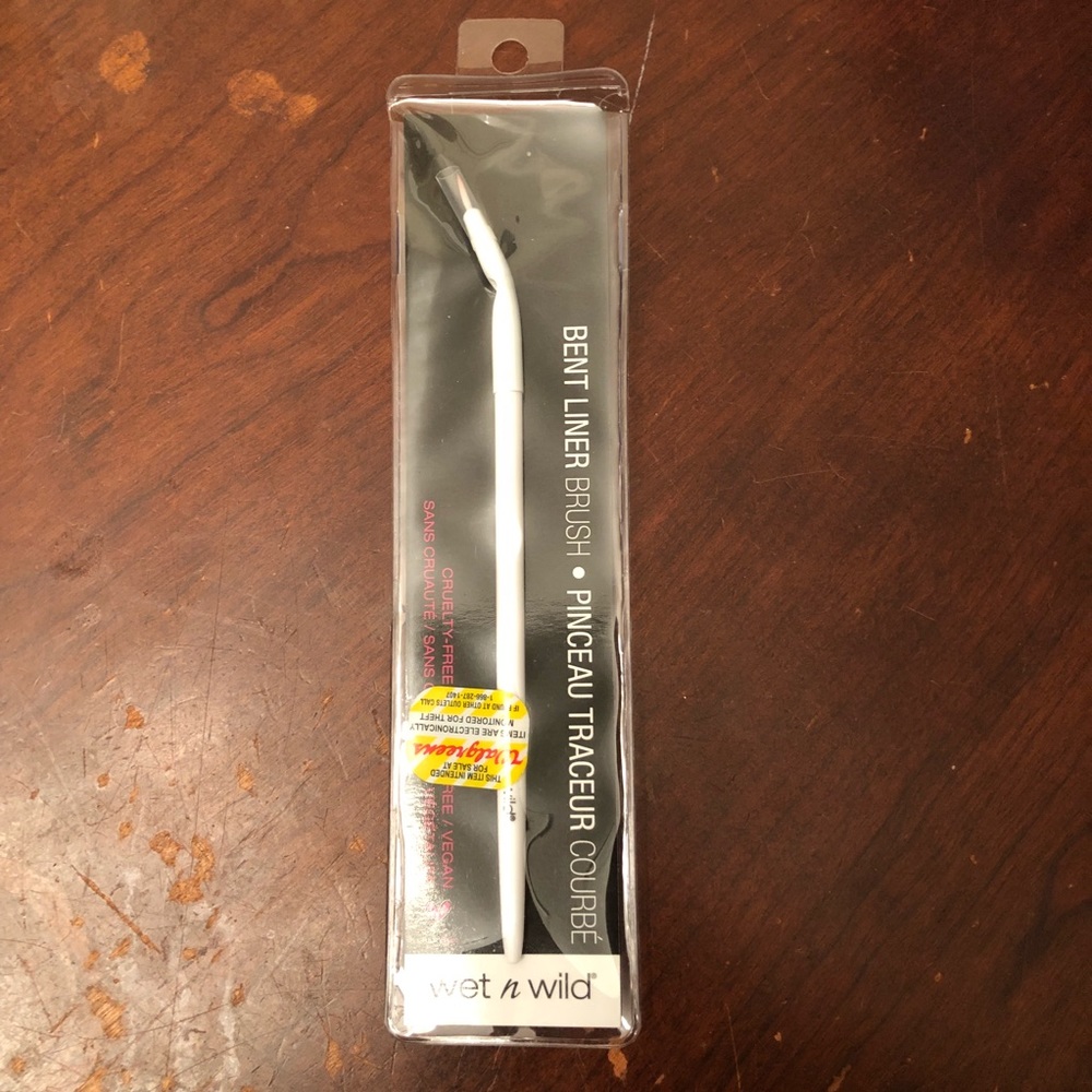Free new Makeup Brush